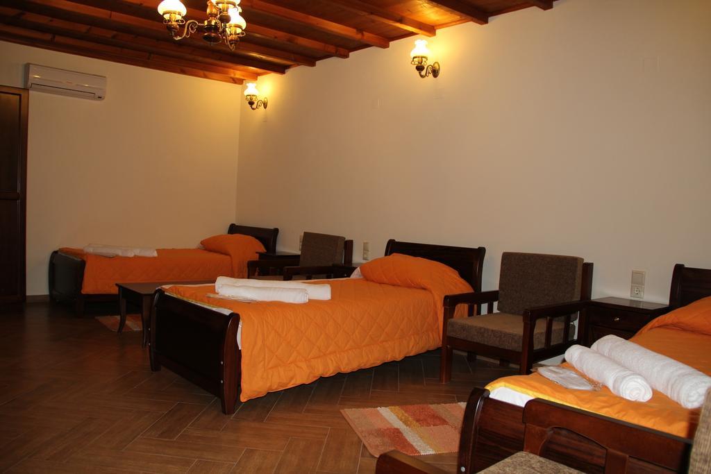 Piges Hotel Gliki Phòng bức ảnh